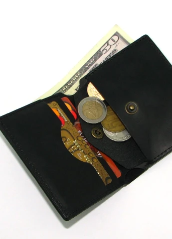 Кошелек кожаный DNK Purse H VERT col.J DNK Leather (253932902)