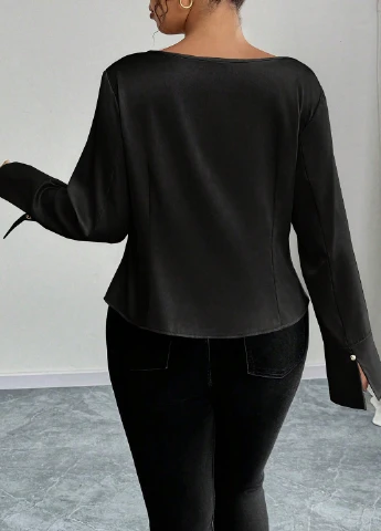Чорна блуза SHEIN