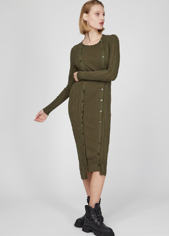 Оливковое (хаки) кэжуал платье платье-свитер Diesel однотонное