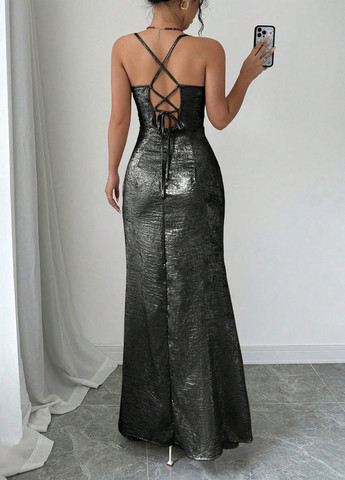 Серебристое коктейльное, вечернее платье с открытой спиной SHEIN однотонное