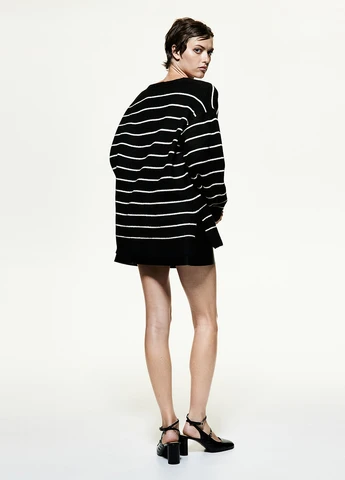 Черный зимний пуловер пуловер H&M