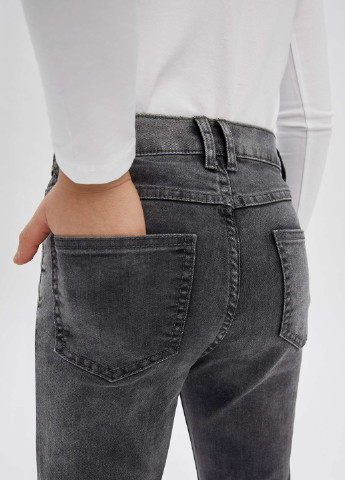 Штани DeFacto завужені чорні джинсові бавовна