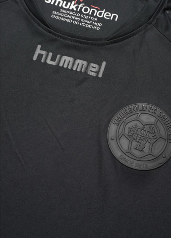 Чорна футболка Hummel