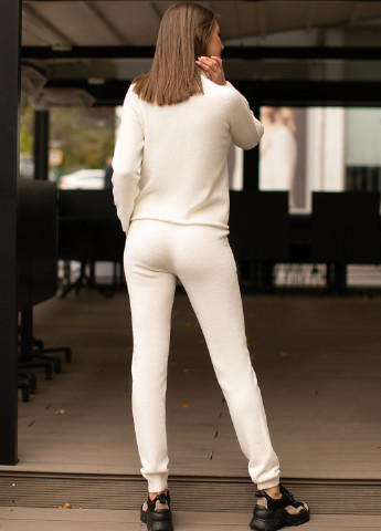 Білий трикотажний костюм (светр з кишенею + штани) SL.IRA (195598537)