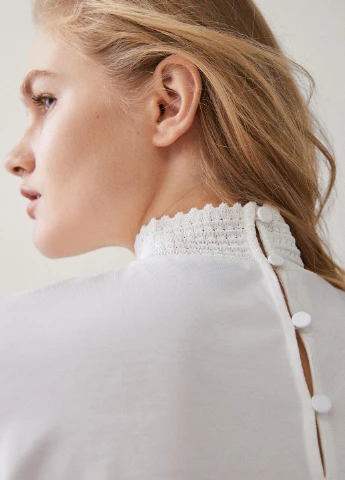 Белая блуза Massimo Dutti