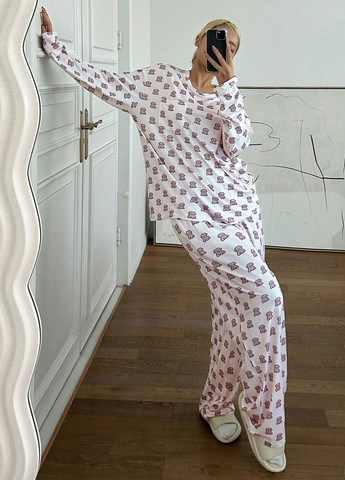 Біла всесезон піжама (лонгслів, штани) лонгслів + брюки SHEIN