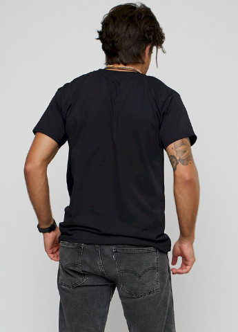 Черная футболка мужская YAPPI