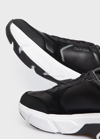 Черные всесезонные кроссовки Calvin Klein