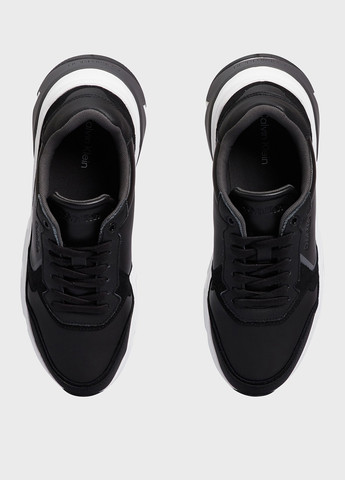 Черные всесезонные кроссовки Calvin Klein