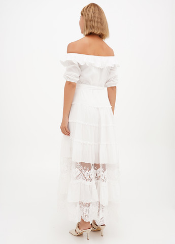 Белое кэжуал платье а-силуэт, с открытыми плечами Lara однотонное