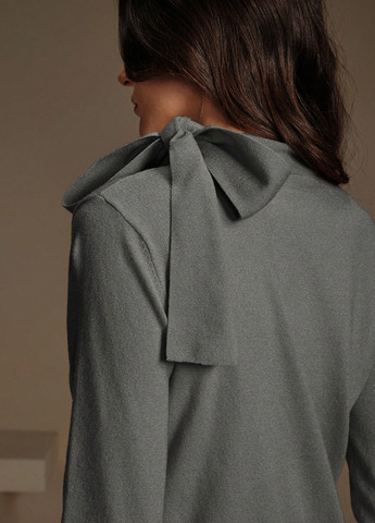 Серый демисезонный свитер SHEIN