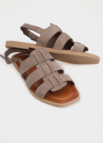 Серые босоножки Respect с ремешком