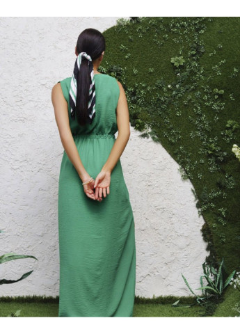 Зелена повсякденний сукня 13406 s білий ISSA PLUS однотонна
