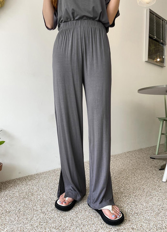 Сіра всесезон піжама (футболка, брюки) футболка + штани SHEIN