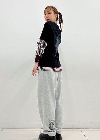 Черная футболка Uniqlo