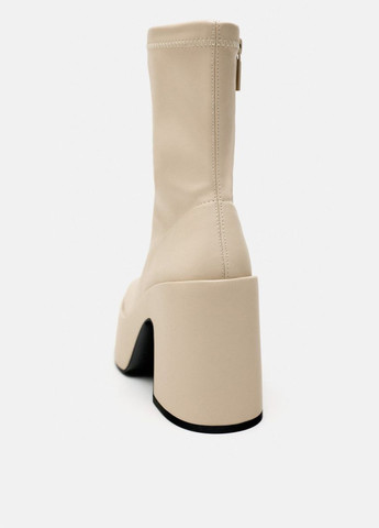 Осенние ботинки Zara без декора из искусственной кожи