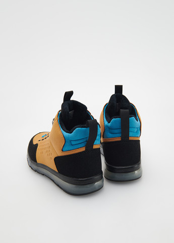 Оранжевые спортивные осенние ботинки Reserved