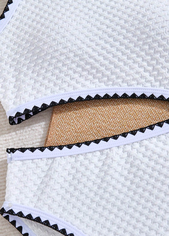 Білий демісезонний купальник суцільний SHEIN