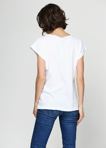 Белая летняя футболка Kafkame