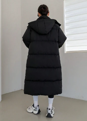 Чорна зимня куртка SHEIN