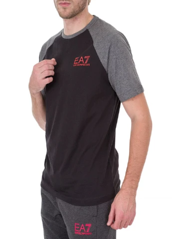Чорна футболка ARMANI EA7