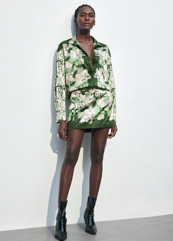 Зеленая кэжуал цветочной расцветки юбка SHEIN а-силуэта (трапеция)