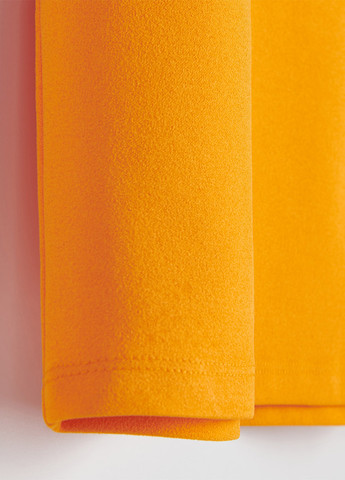 Оранжевое кэжуал платье с открытыми плечами, на одно плечо Reserved однотонное