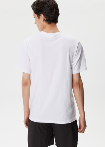 Белая футболка Lacoste