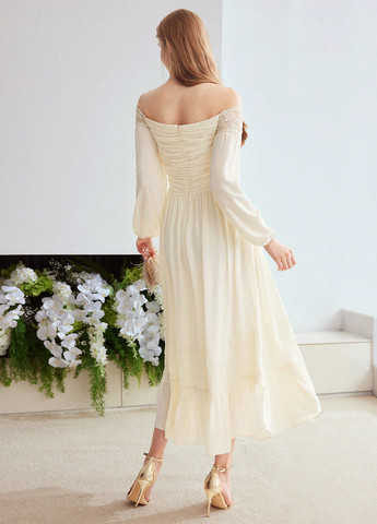 Кремовое кэжуал платье с открытыми плечами SHEIN однотонное