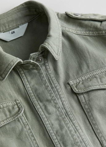 Оливковая демисезонная куртка H&M