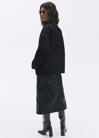 Черная демисезонная куртка H&M