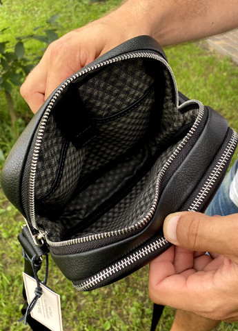 Сумка мужская кожаная на молнии 801 B черная Tom Stone (213138585)