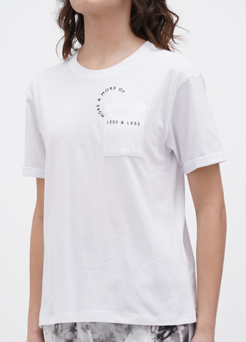 Белая летняя футболка Zign