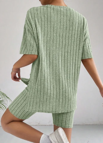 Костюм (футболка, шорти) SHEIN (332805650)