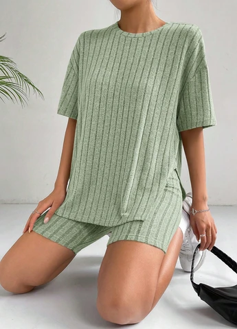Костюм (футболка, шорти) SHEIN (332805650)