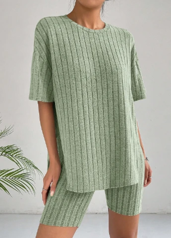 Костюм (футболка, шорти) SHEIN (332805650)