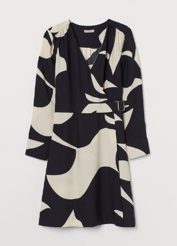Черно-белое кэжуал платье на запах H&M с абстрактным узором