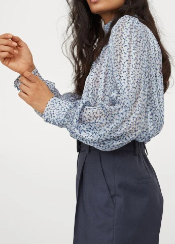 Голубая блуза H&M