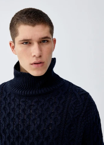 Темно-синій демісезонний светр Pull & Bear