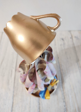 Сувенир статуэтка Парящая чашка с золотым напылением и 100 гривнами ручная работа хенд мейд подарок SuvenirPodarokZP 4 (254784416)