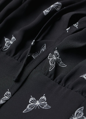 Черное кэжуал платье а-силуэт H&M бабочки