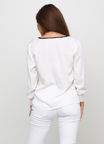 Біла демісезонна блуза TATU