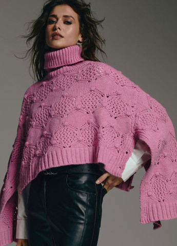 Розовый демисезонный свитер Gepur