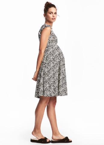 Черно-белое кэжуал платье для беременных а-силуэт H&M с абстрактным узором