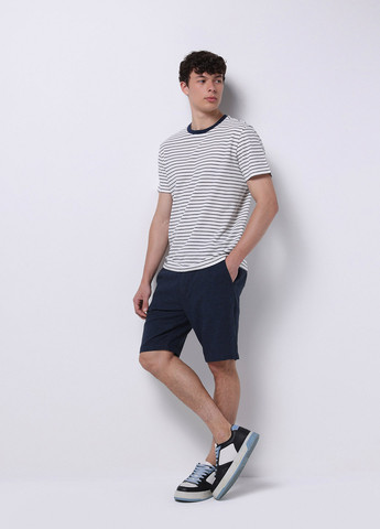 Белая футболка Colin's