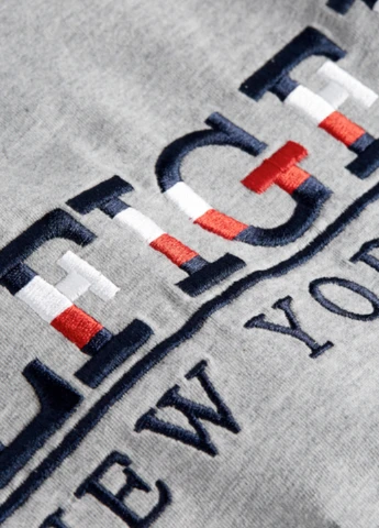Сіра футболка Tommy Hilfiger