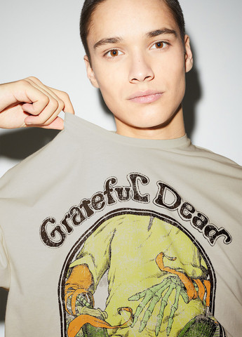 Бежева футболка C&A