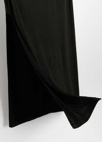Чорна кежуал сукня з відкритими плечима Reserved однотонна