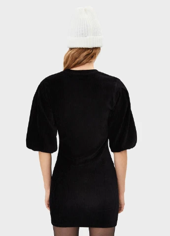 Черное кэжуал платье футляр Bershka однотонное