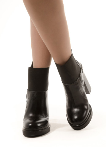 Чорні демісезонна шкіряні черевики на високих підборах у стилі челсі INNOE Ботильоны